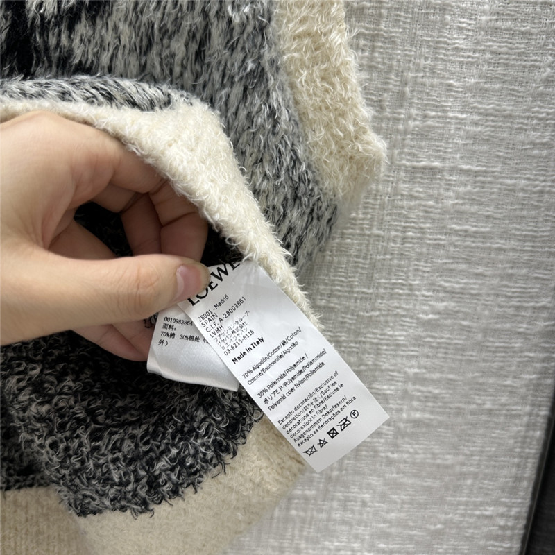 L0ew* women’s black plush vest