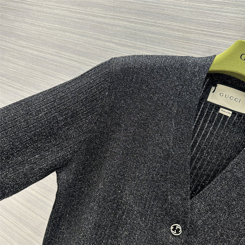 Gvc*1 silk knitted cardigan sweater