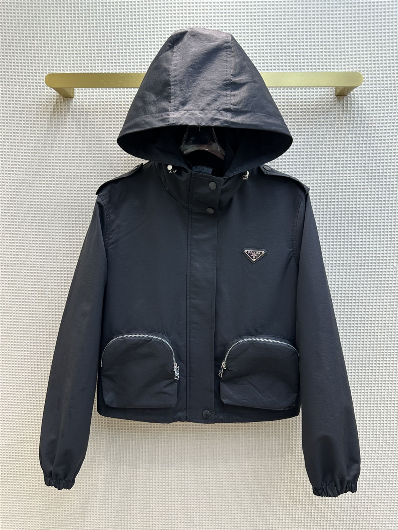Pra*a hooded zippered short double pocket jacket