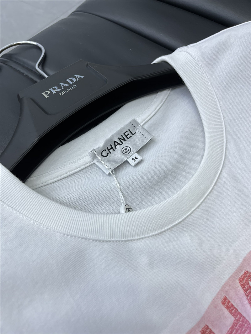 Ch**el round neck rhinestone embroidered t-shirt