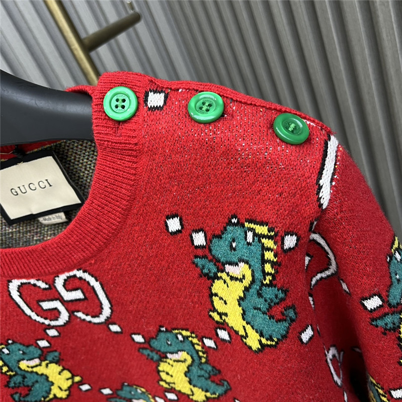 Gvc*1 logo zodiac knitted sweater