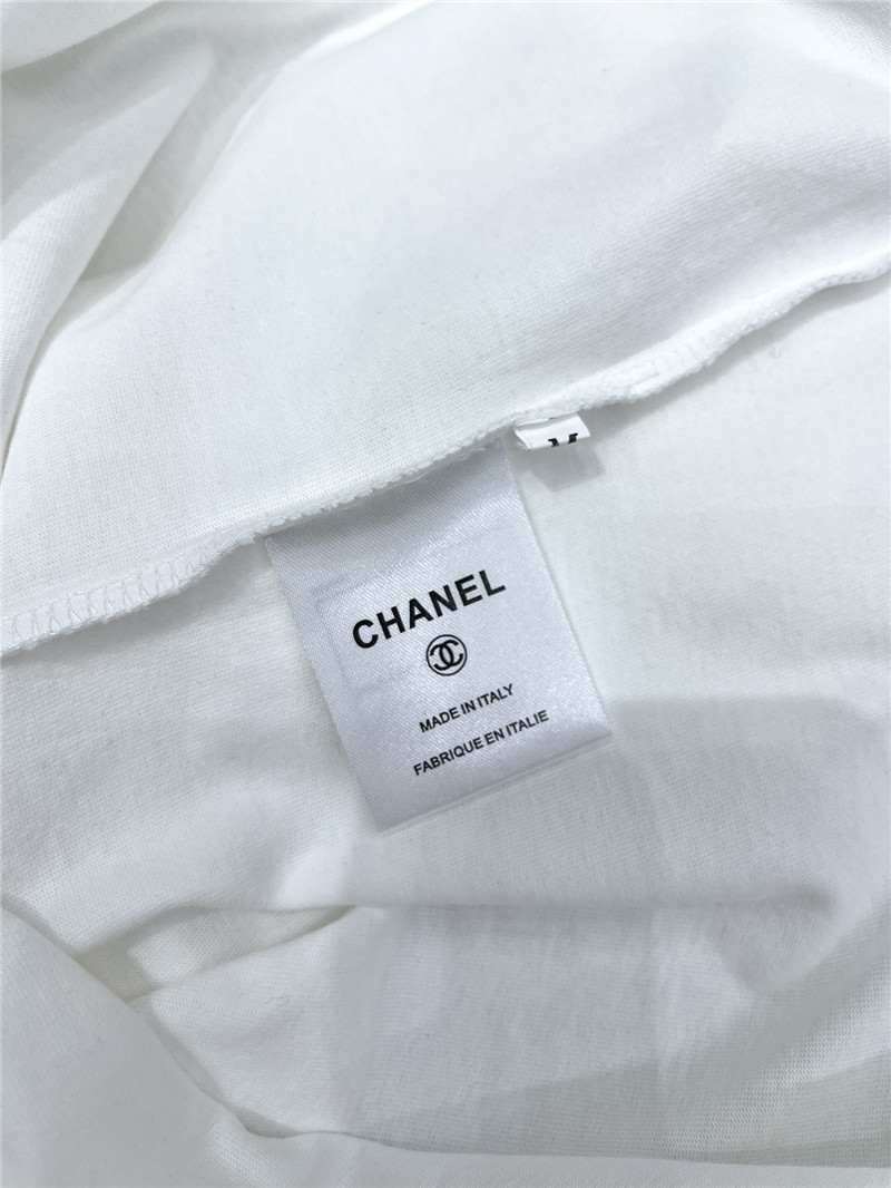 Ch**el versatile loose short-sleeved t-shirt.