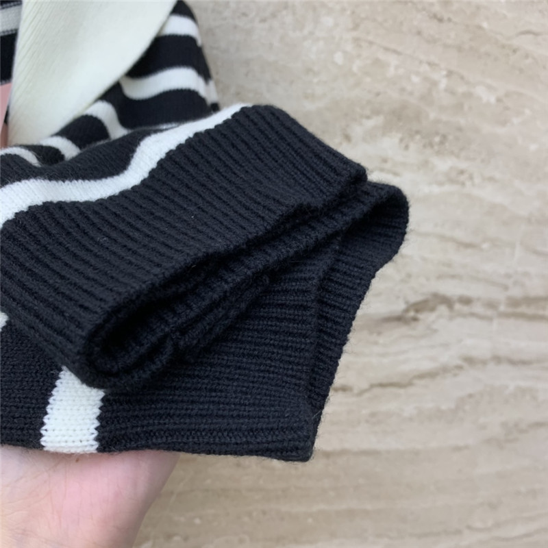 Miu Miu Spread-Collar Crop Cardigan