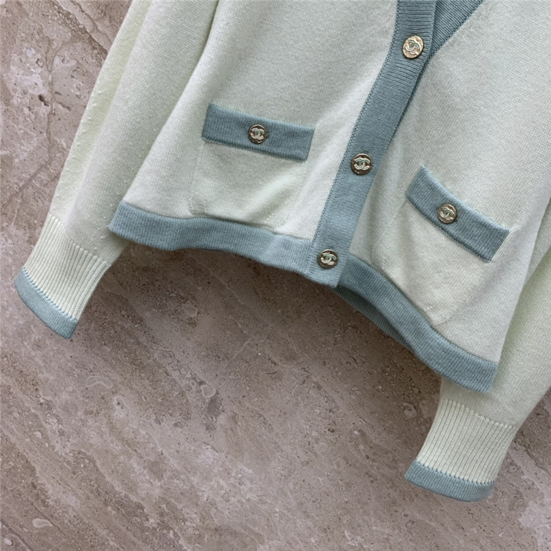 Ch**el macaron color cardigan in green