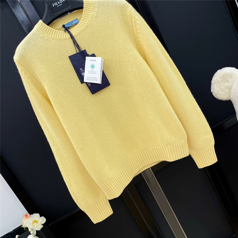 Pra*a crew neck knit sweater in yellow
