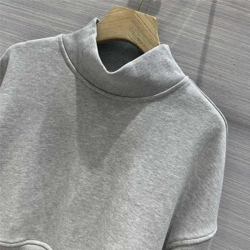 A1exa*der wang short sweatshirt + small skirt suit