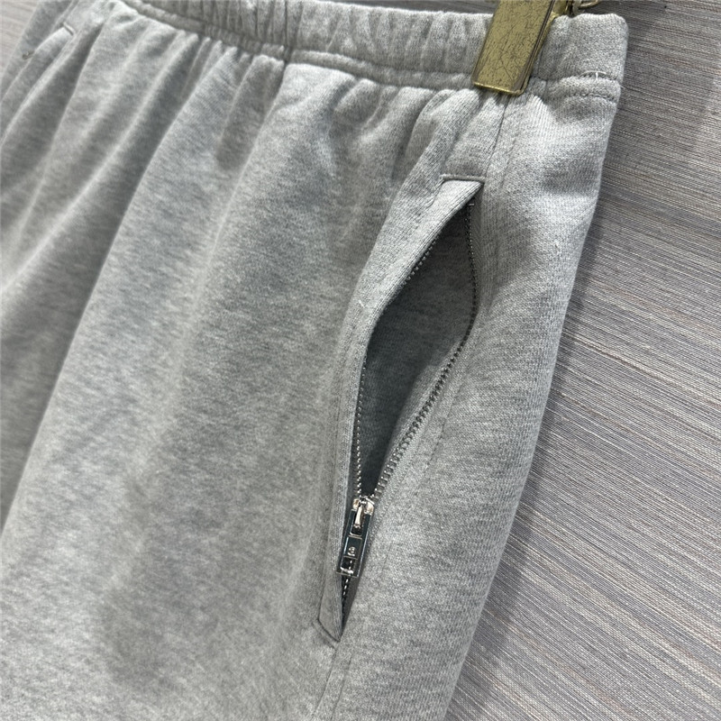 A1exa*der wang short sweatshirt + small skirt suit