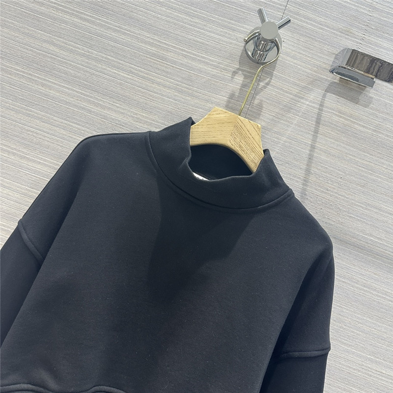 A1exa*der wang short sweatshirt + small skirt suit