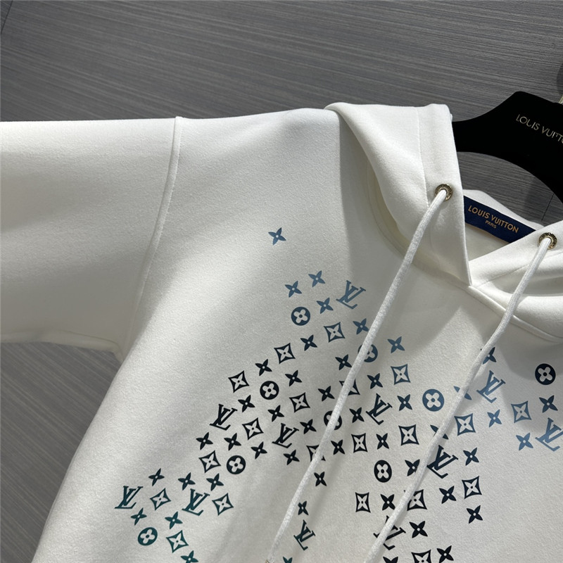 l0vis Vvtt0n lv early spring series new sports suit