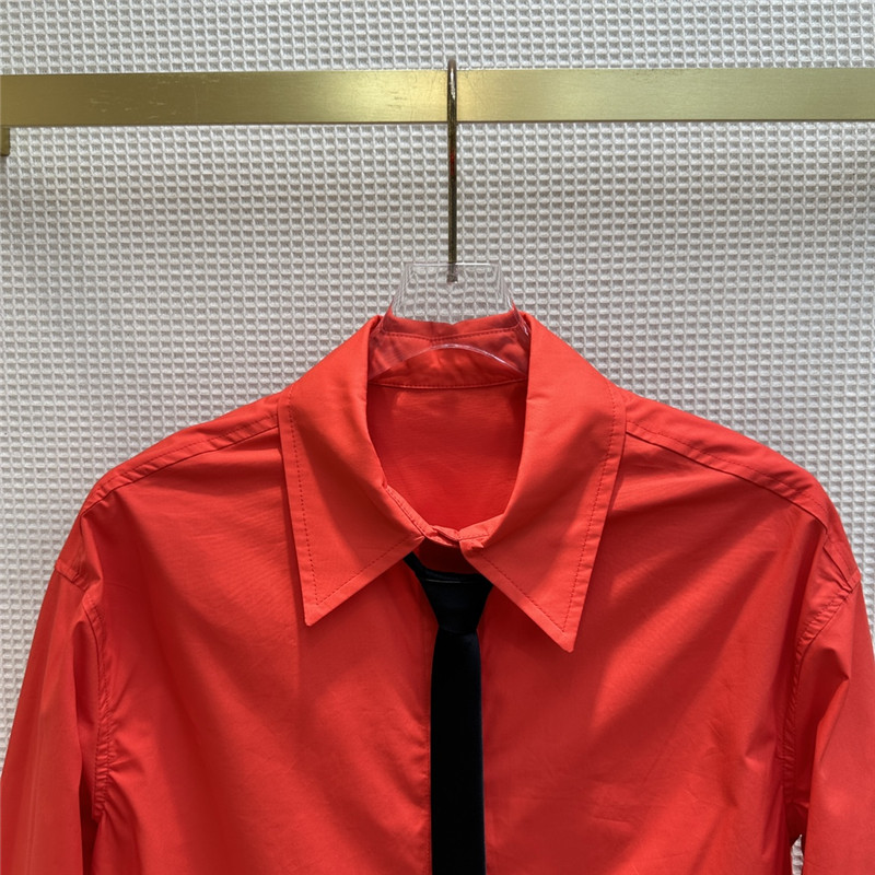 Va1e*ntin0 v-shaped metal button tie embellished shirt