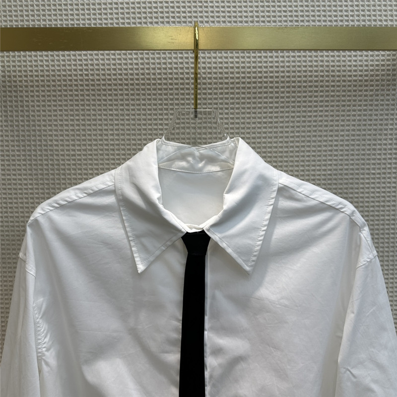 Va1e*ntin0 v-shaped metal button tie embellished shirt