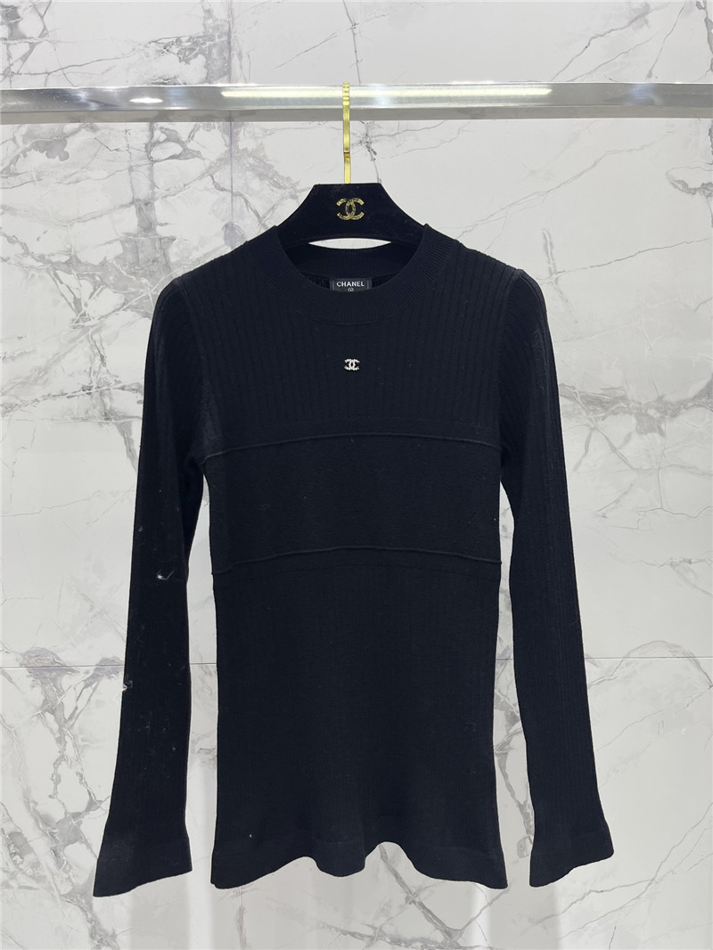 Ch**el logo paneled knitted sweater