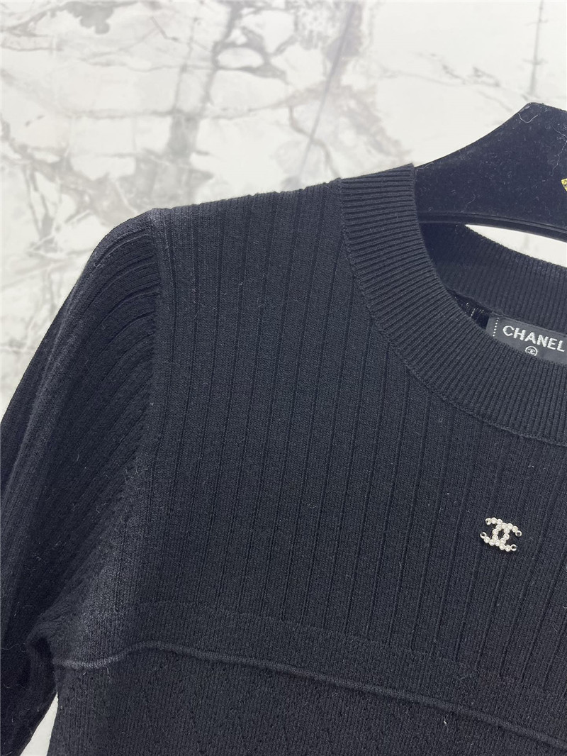 Ch**el logo paneled knitted sweater