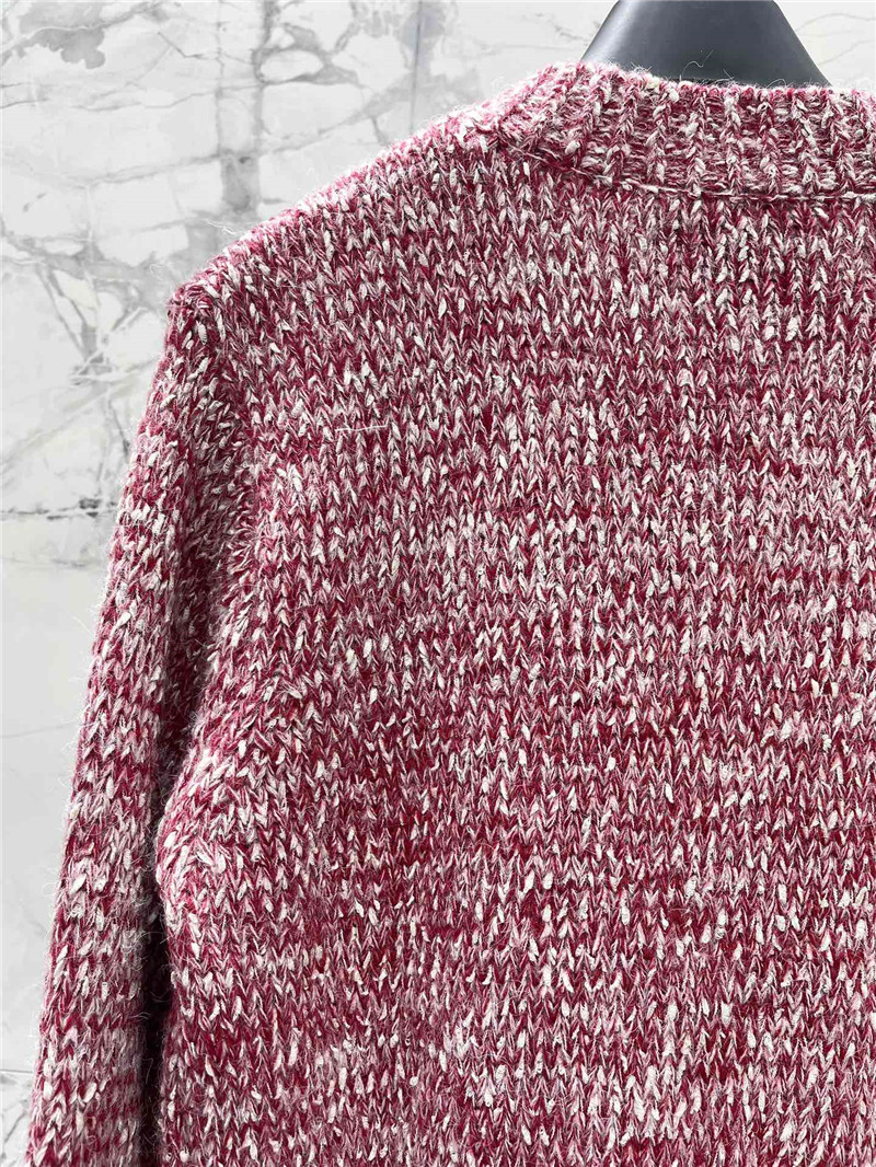 Gvc*1 red crewneck knit cardigan