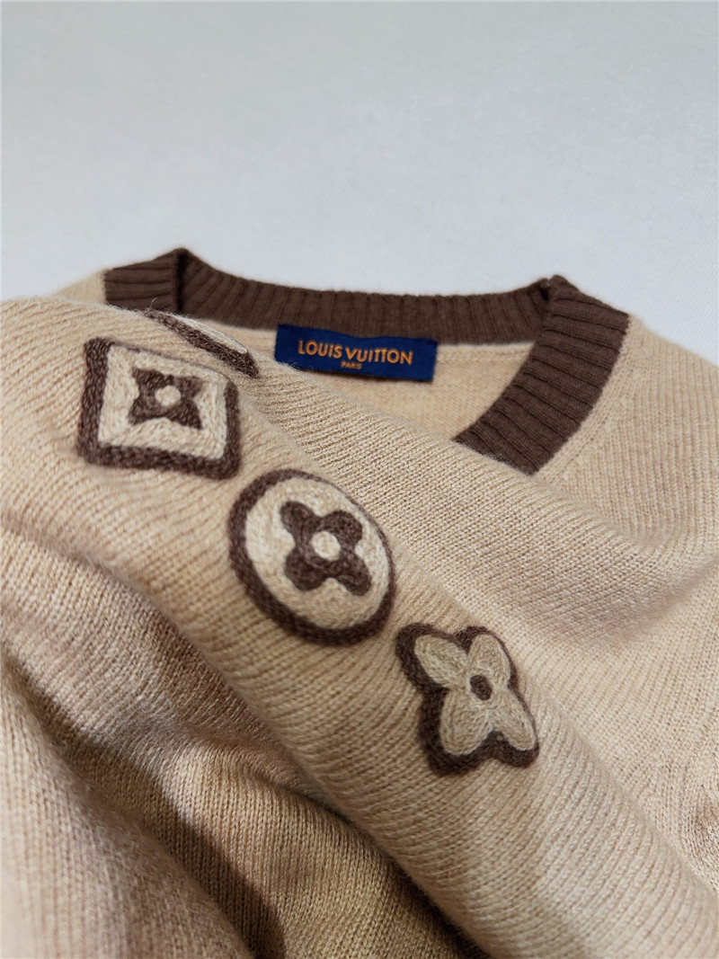 LV Logo Cashmere Sweater in Elegant Beige