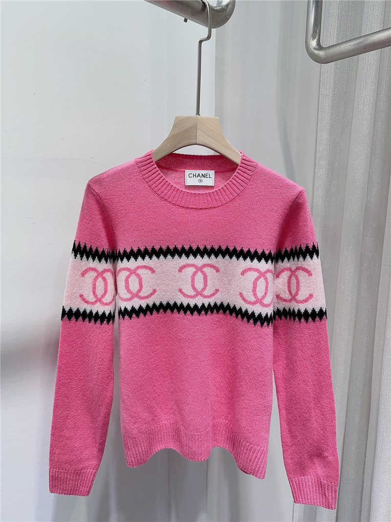 Ch**el logo cashmere sweater in elegant pink