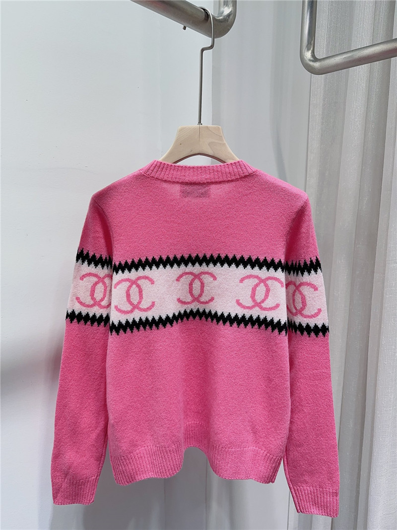 Ch**el logo cashmere sweater in elegant pink