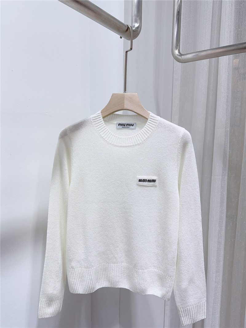 Miu Miu Logo Wool Sweater in Elegant White