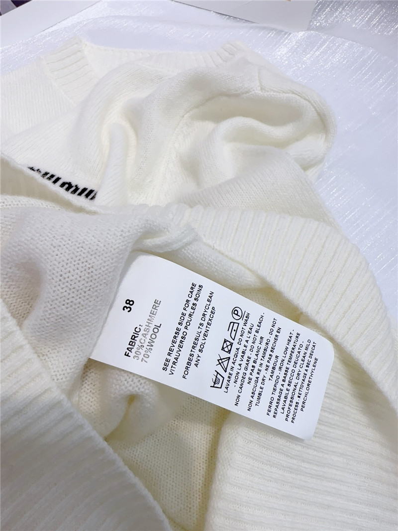 Miu Miu Logo Wool Sweater in Elegant White