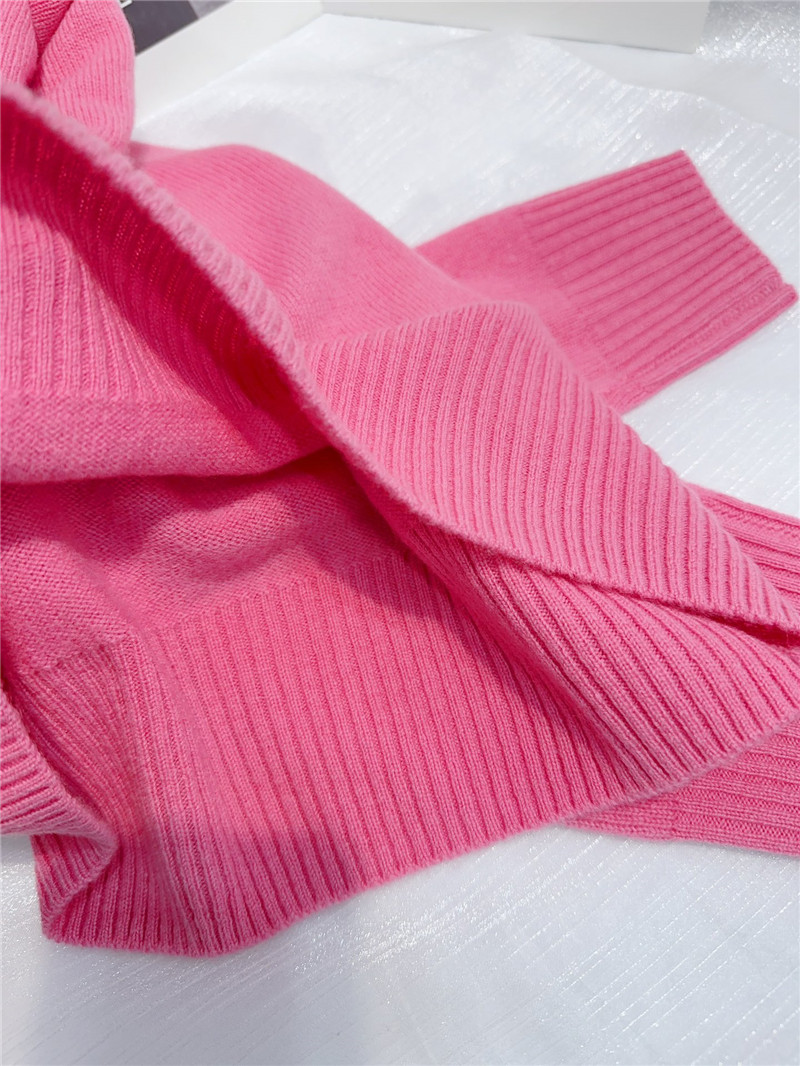 Miu Miu Logo Wool Sweater in Trendy Pink