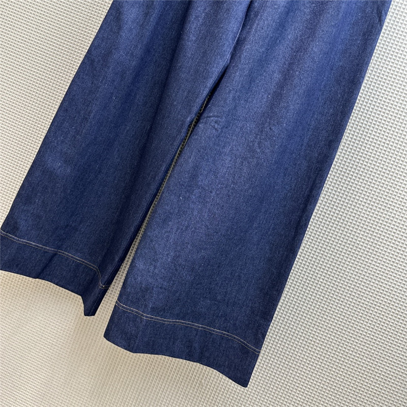 D10r wide leg floor-length jeans with loose belt