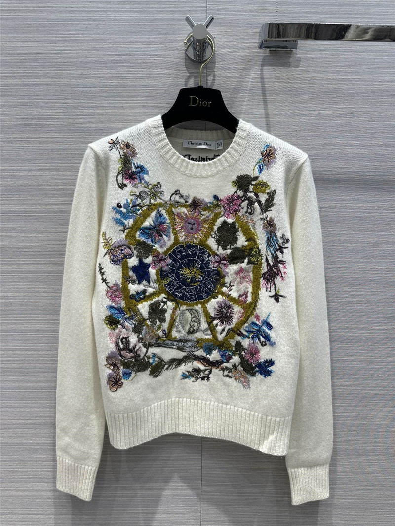 D10r embroidered cashmere sweater