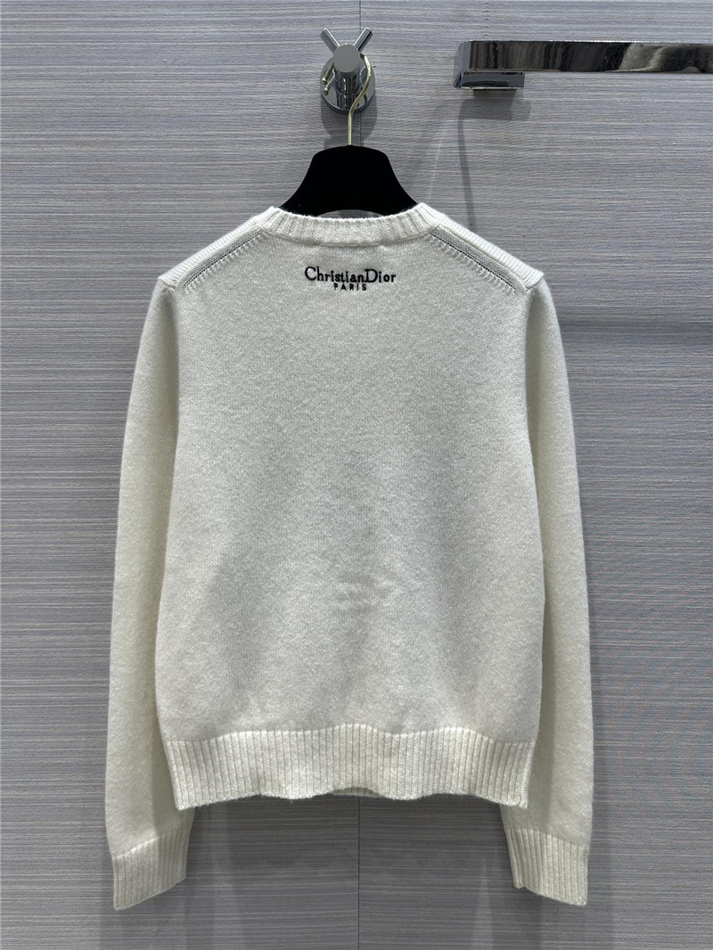 D10r embroidered cashmere sweater