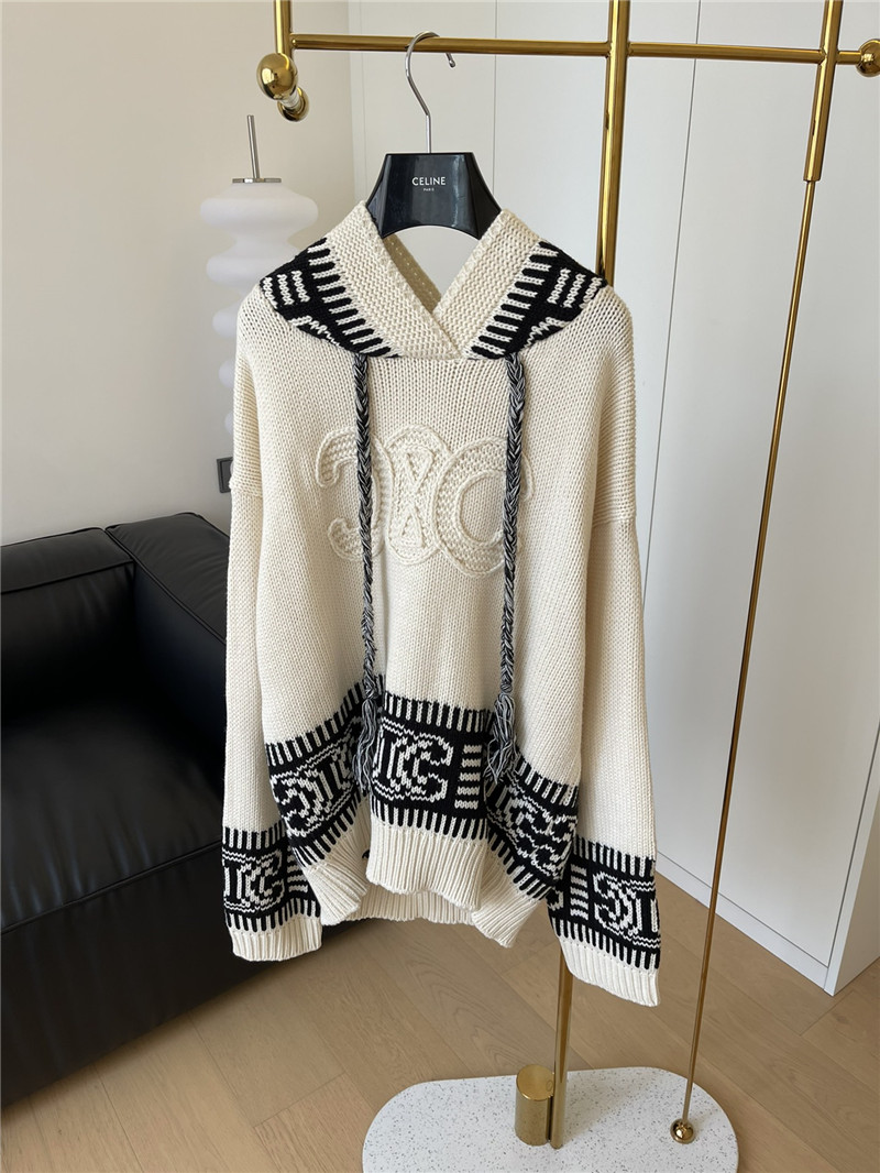 F**di ff jacquard fox fur collar hooded short down jacket