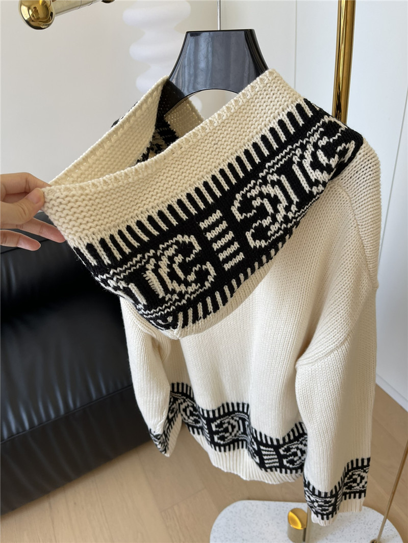 F**di ff jacquard fox fur collar hooded short down jacket