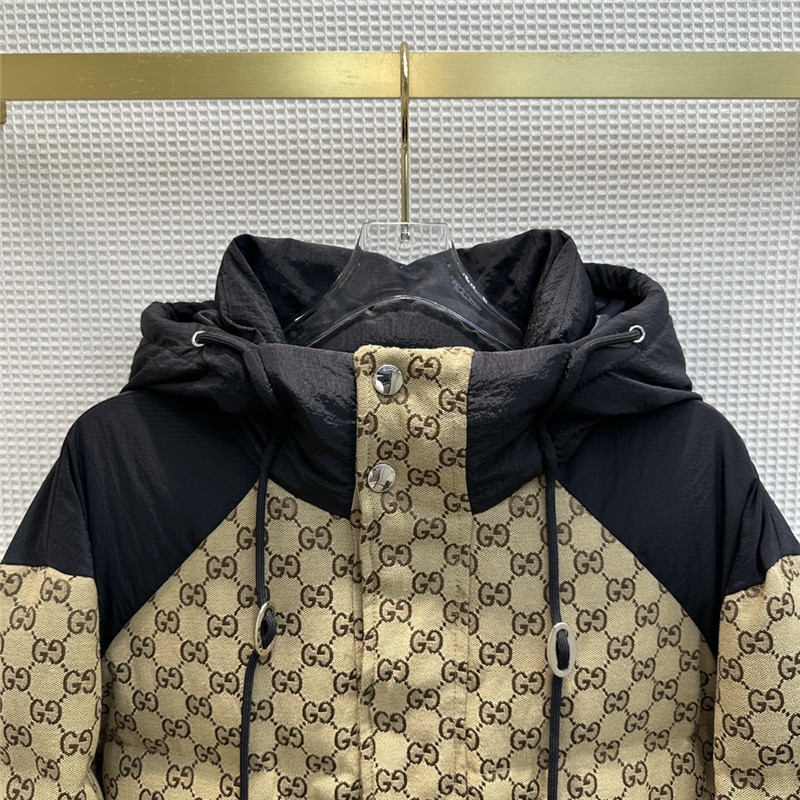 Gvc*1 hooded double g jacquard down jacket