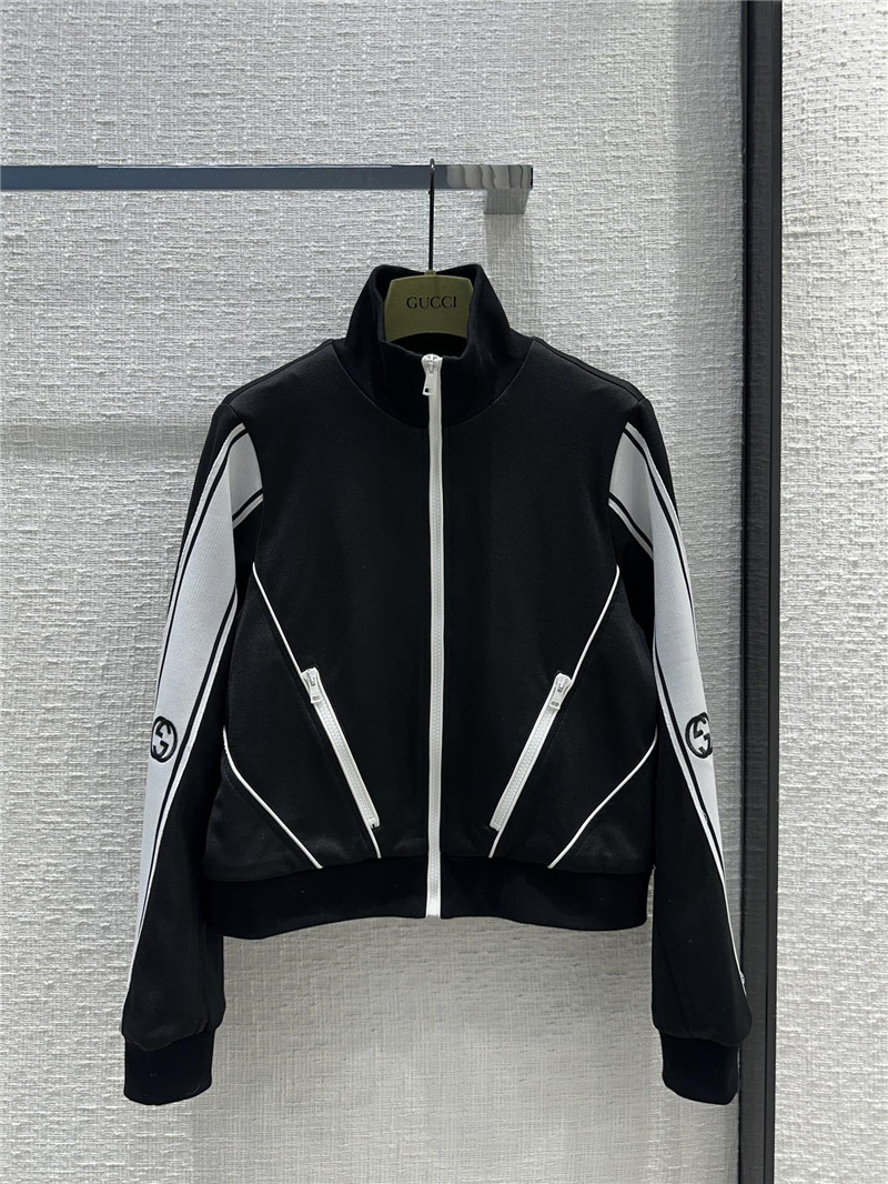 Gvc*1 slim short sweatshirt + straight pants suit