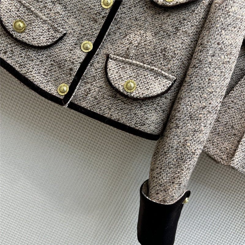 Ce1i*e velvet jacket + pleated skirt suit