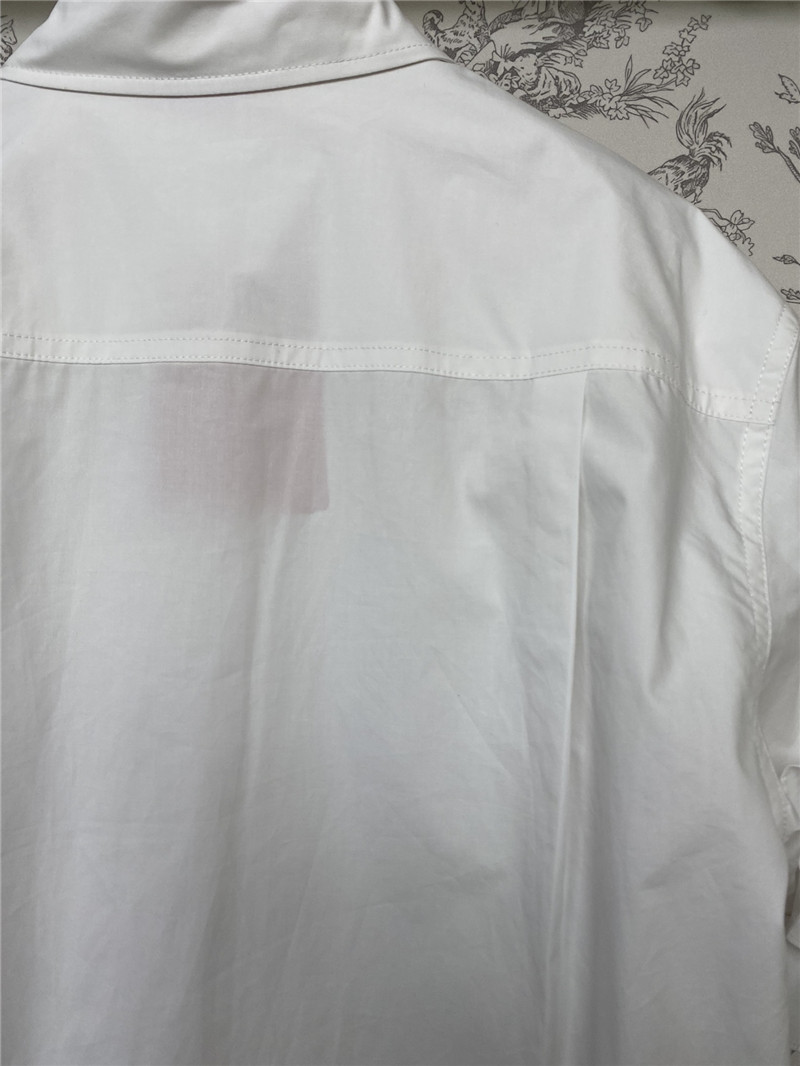 Va1e*ntin0 early spring new flower sleeve shirt