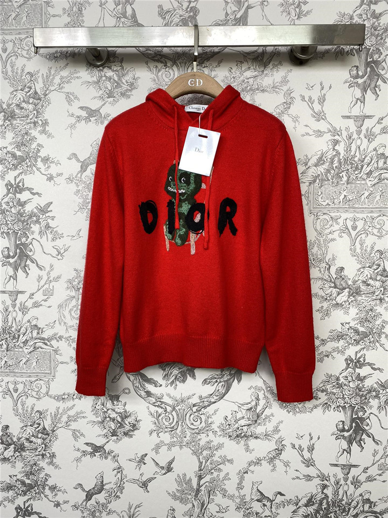 D10r red logo knitted hooded sweater
