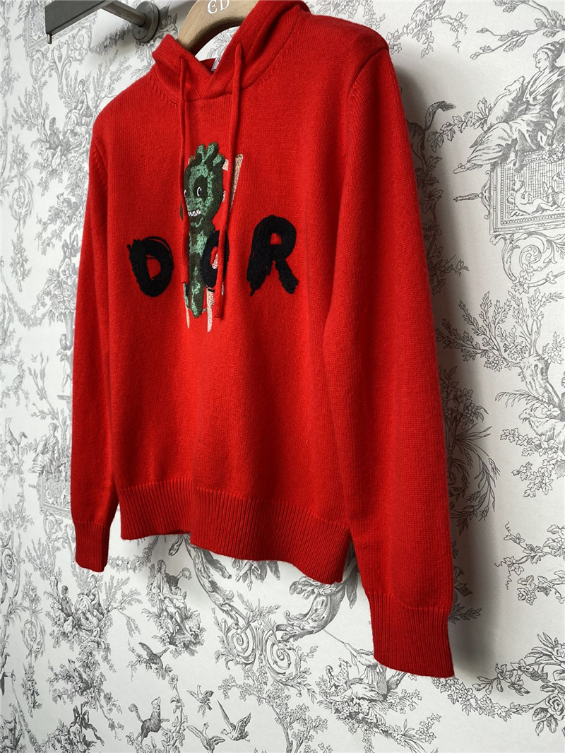 D10r red logo knitted hooded sweater