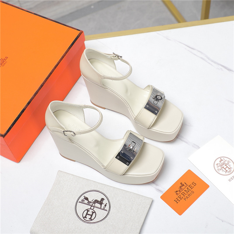 H**me5 wedge platform sandals