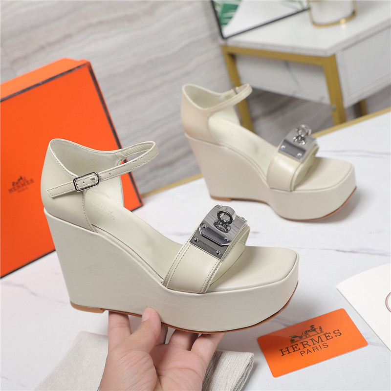 H**me5 wedge platform sandals