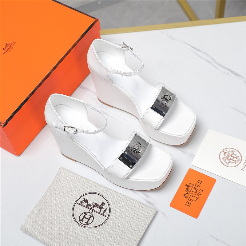 H**me5 wedge platform sandals