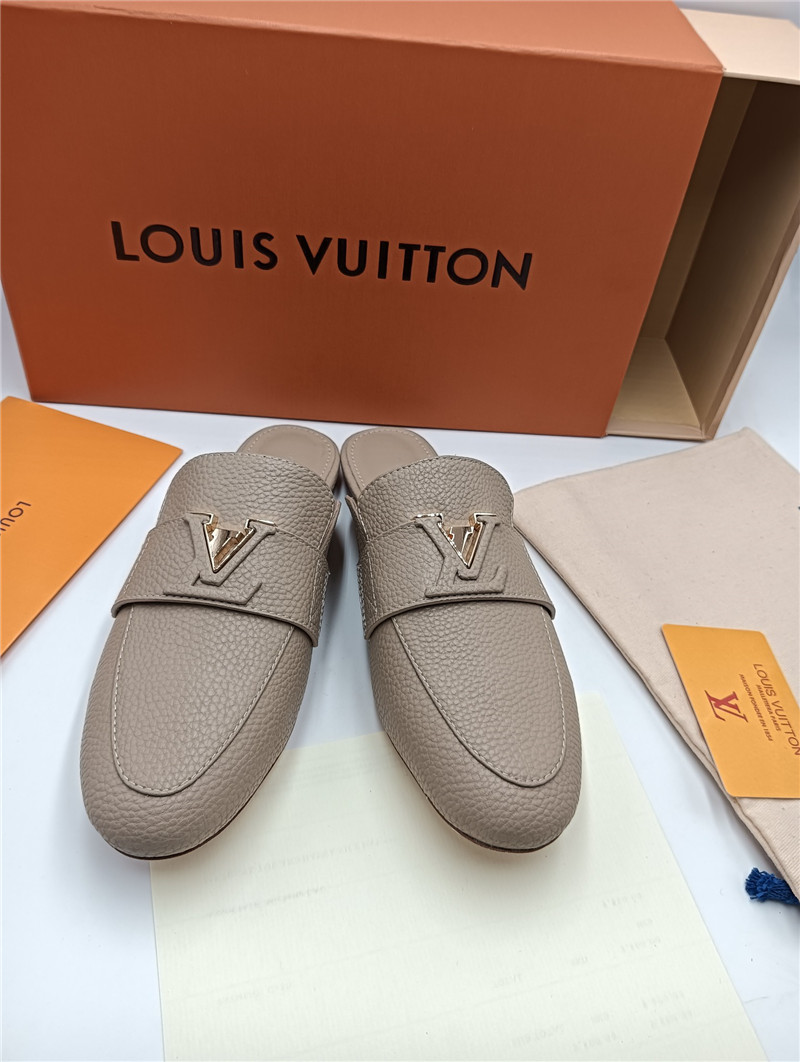 l0vis Vvtt0n lv flat loafers