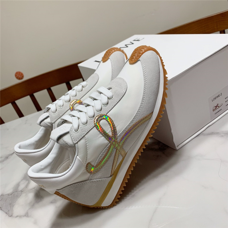 L0ew* flow runner sneaker white