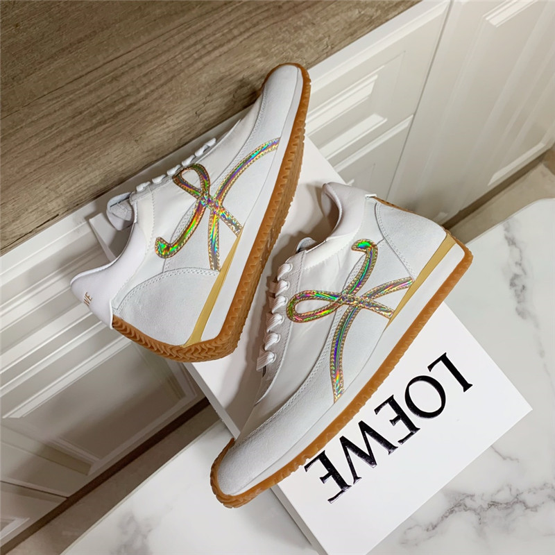 L0ew* flow runner sneaker white