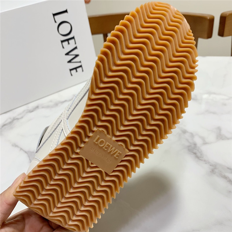 L0ew* flow runner sneaker beige