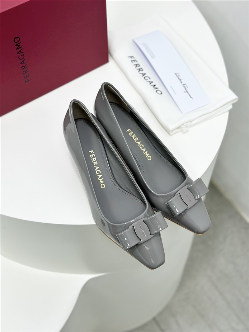 Salvatore Ferragamo bow square toe shoes