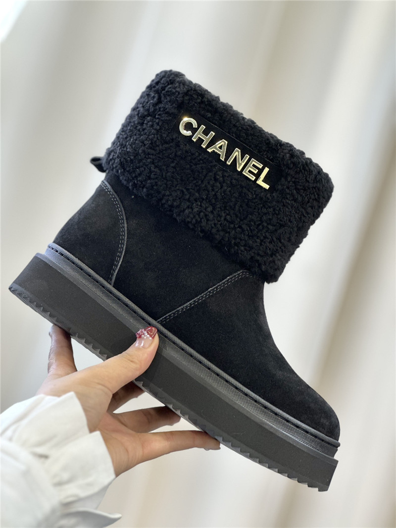 Ch**el black suede snow boots