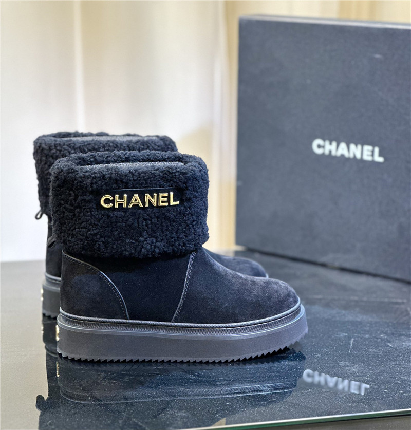 Ch**el black suede snow boots