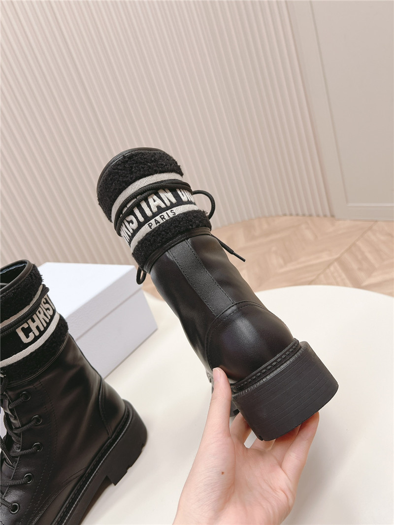 D10r d-unit ankle boot black