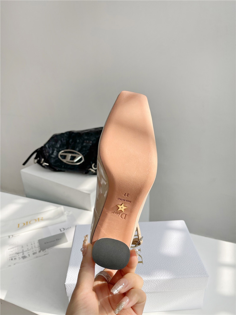 D10r early spring shoes