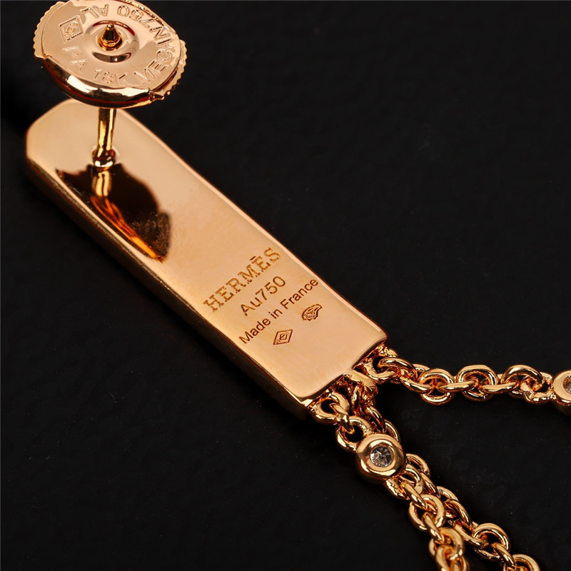 H**me5 pig nose earrings