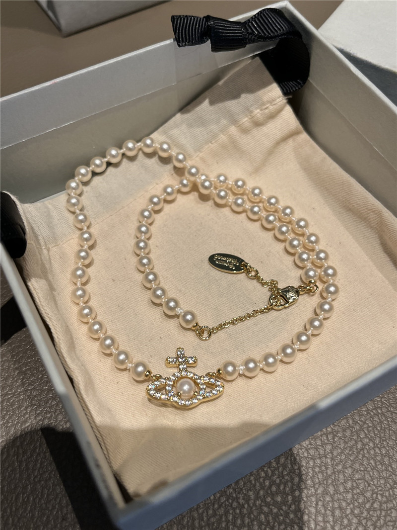Stunning Vivienne Westwood Necklace Sale