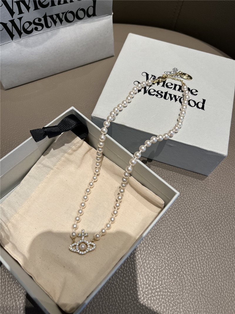 Stunning Vivienne Westwood Necklace Sale